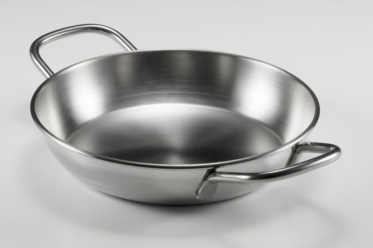 Hindari Memasak 5 Makanan Ini di Wajan Stainless Steel untuk Hasil Optimal