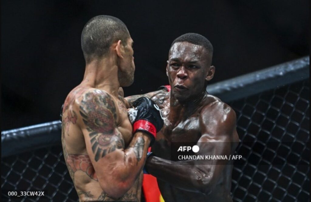 Israel Adesanya: Saya yang Membebaskan Monster dalam Dunia UFC