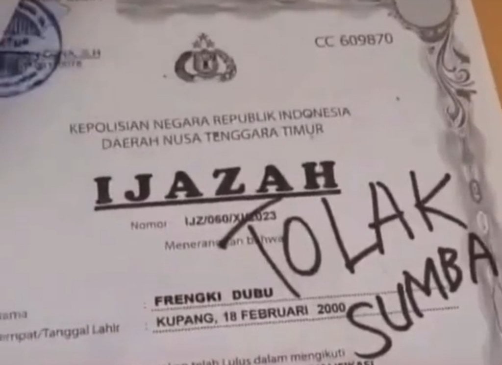 Ijazah Dicoret, Lamaran Kerja Gagal: Kisah Pelamar Asal NTT dan Reaksi Perusahaan di Bali