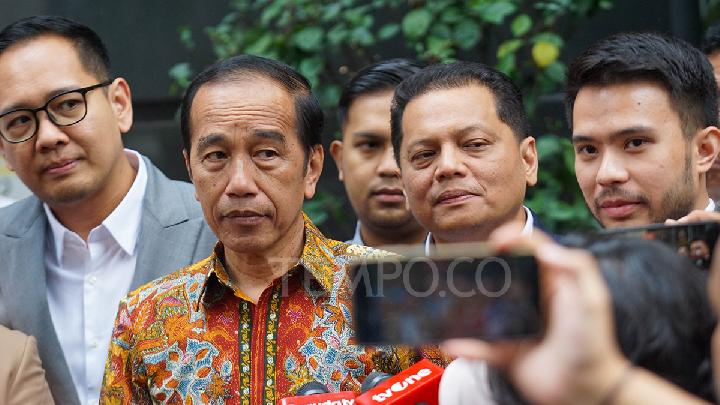 Mengapa Jokowi Absen dalam Mediasi Gugatan Ijazah SMA di Pengadilan Negeri Solo