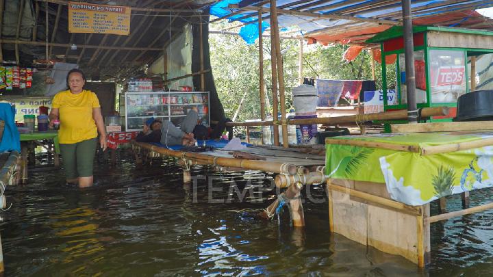 Mengetahui Tembok Laut Raksasa yang Ditolak Warga