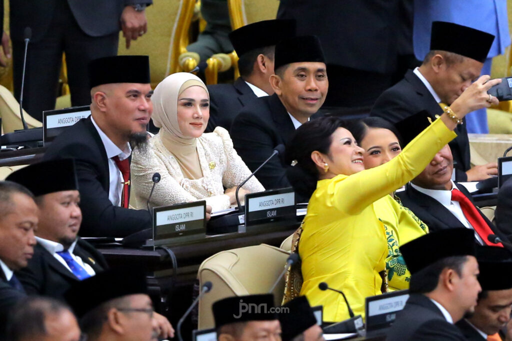 Rayan Pono dan Ahmad Dhani: “Itu Slip of The Tongue,” yang Mulia?