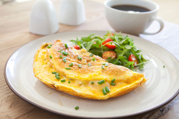 Omelet Praktis dengan Hanya 2 Butir Telur: Ide Sarapan Sempurna di Indonesia